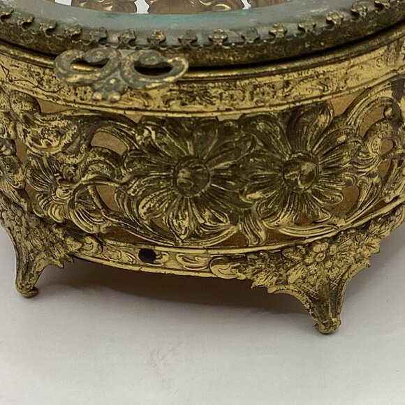 1920s Jewelry Casket Oval French Pierced Gilt Brass & Beveled Glass - Picture 3 of 8